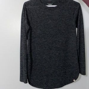 Loose fit roots long sleeve